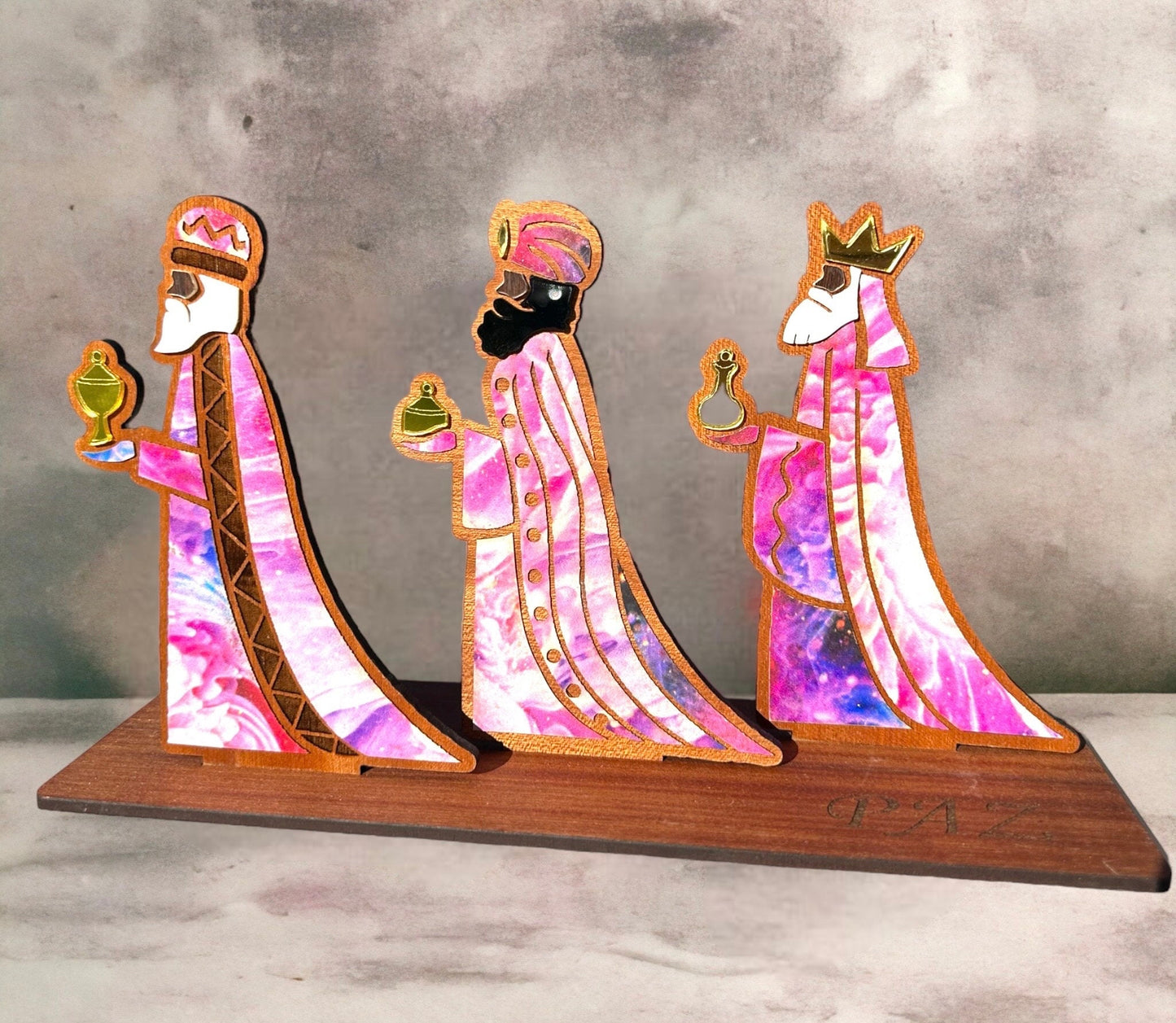 Sapele Wood Three Kings Figurine: Puerto Rican Art Decor