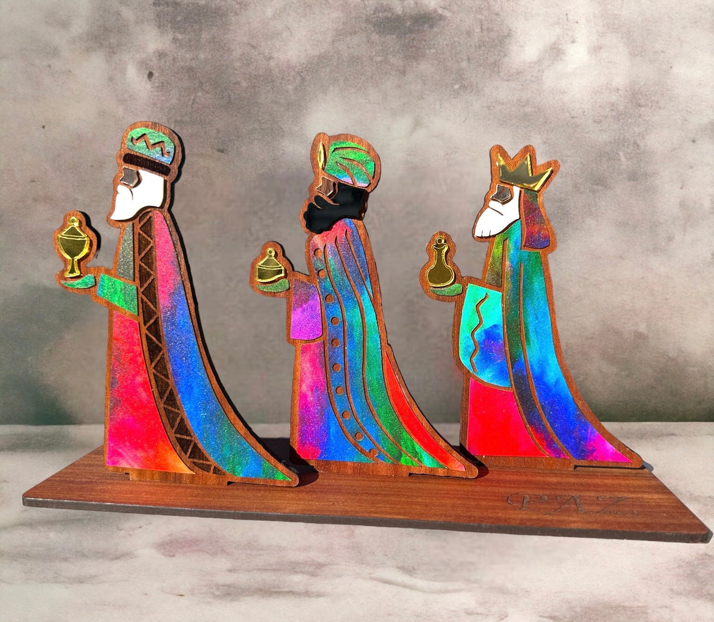 Sapele Wood Three Kings Figurine: Puerto Rican Art Decor