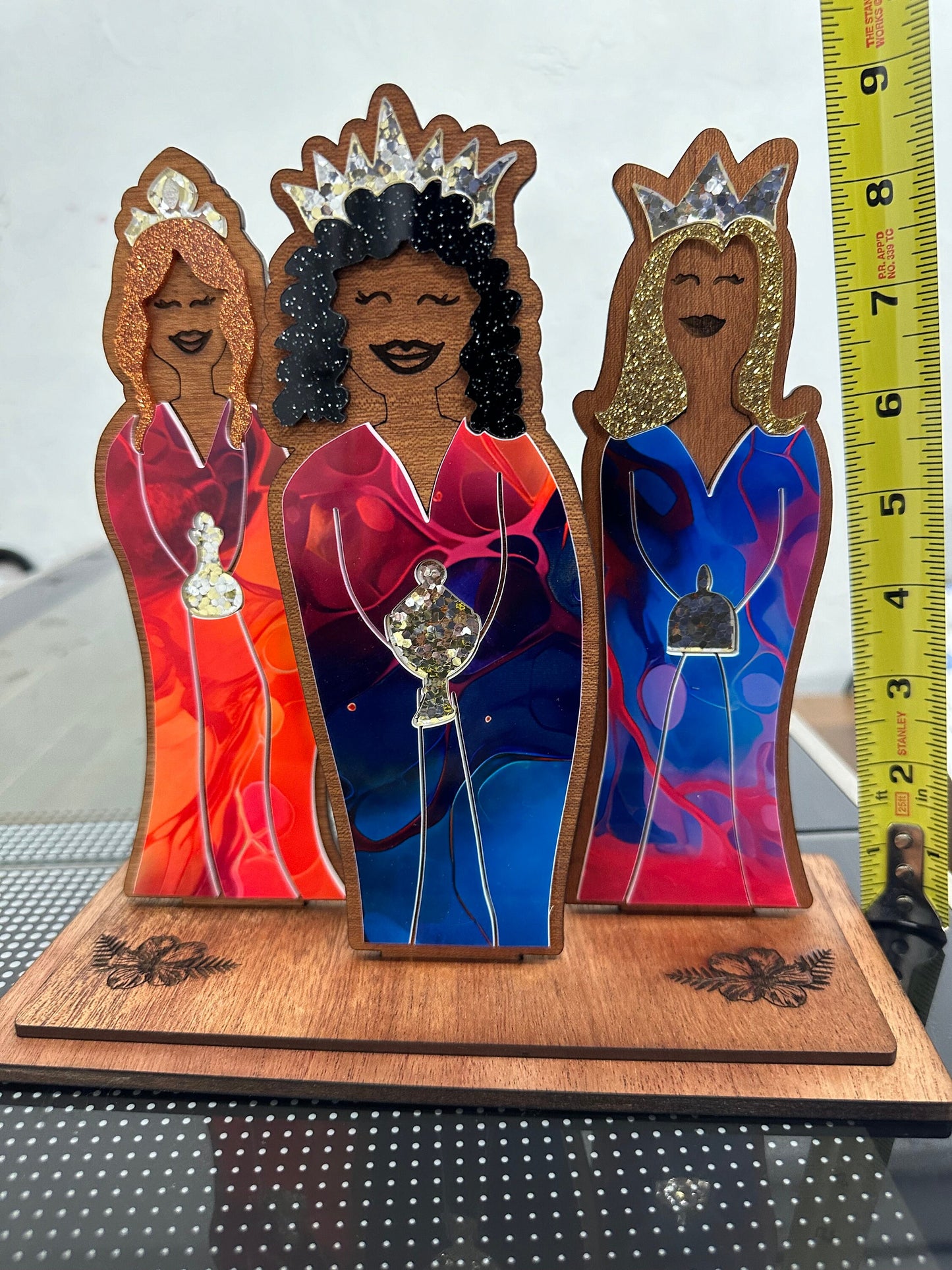 Three Queens Statue, Feminine Three Kings Nativity Set, Puerto Rican Christmas Decor, Handmade Wood and Acrylic Religious Art desk sitter