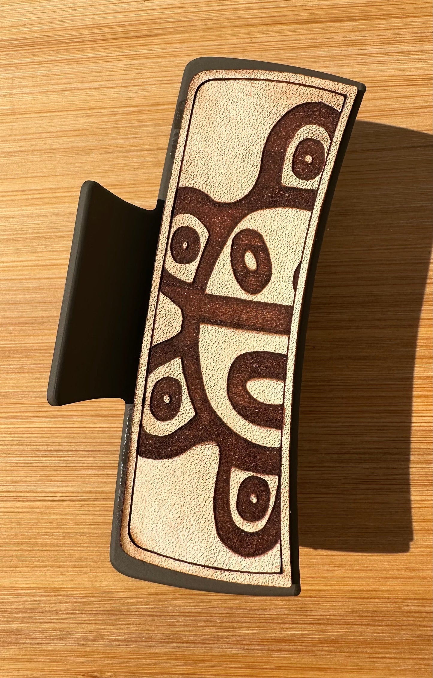 Taino Coqui Sol Leather Hair Clip: Puerto Rican Art Accessory