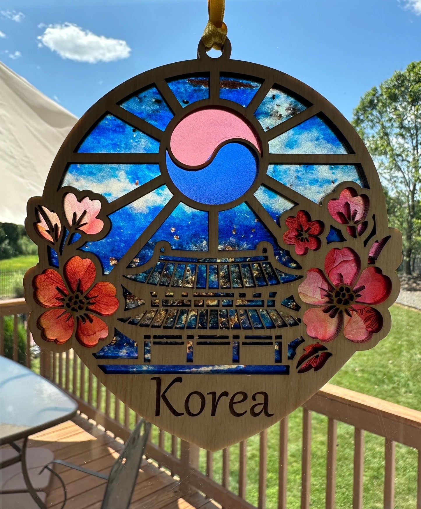 Korean Palace Suncatcher: Gyeongbokgung, Rose of Sharon, Maple Wood