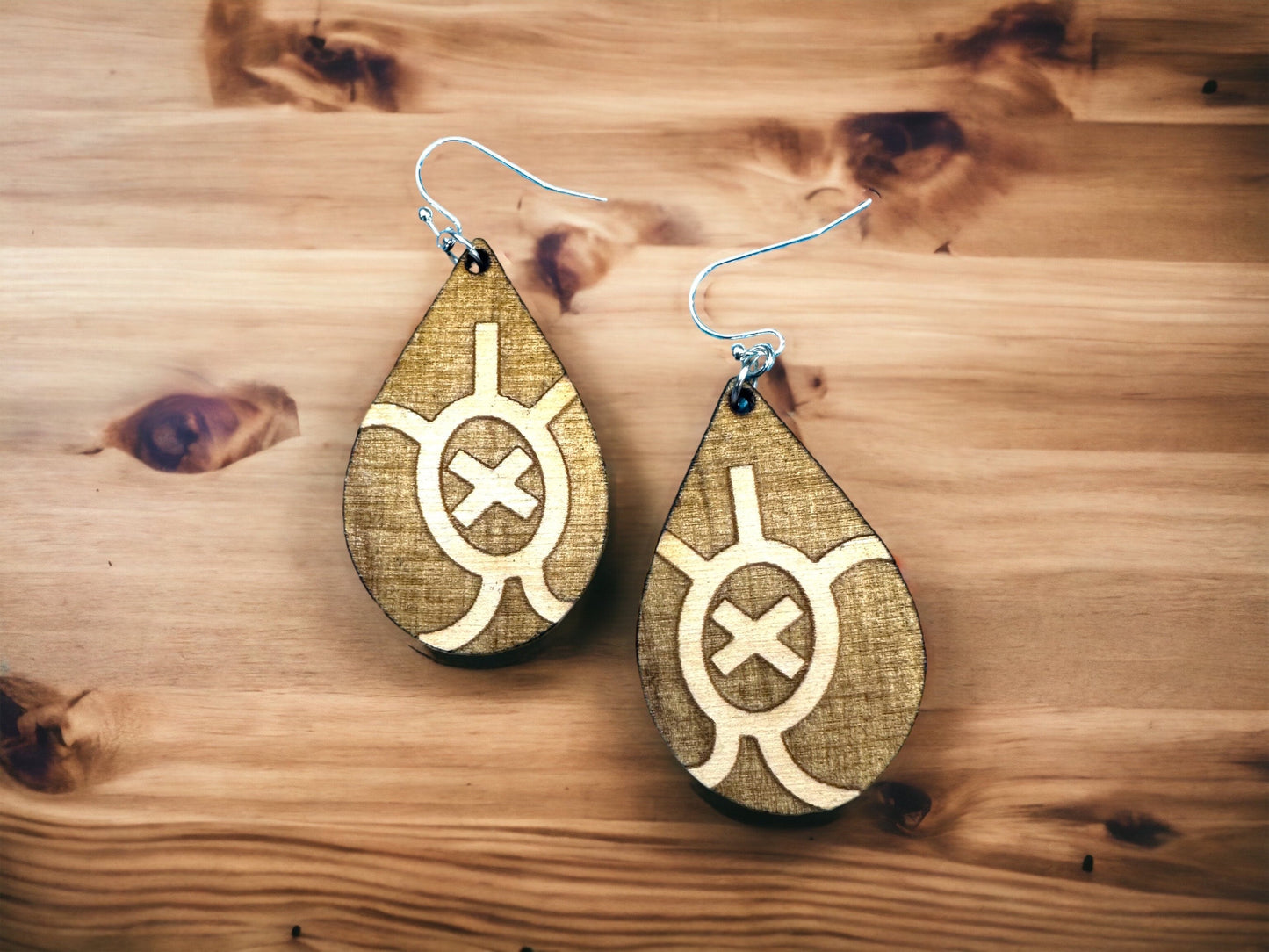 Taino Turtle Wood Earrings: Laser Engraved Puerto Rico Art