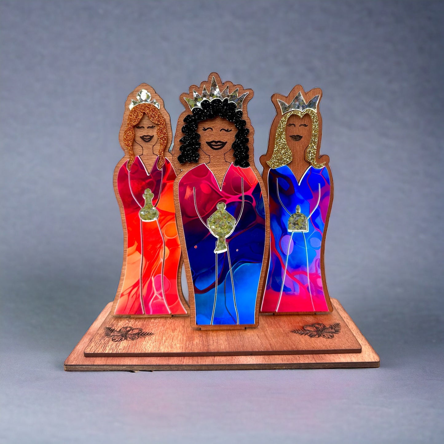 Three Queens Statue, Feminine Three Kings Nativity Set, Puerto Rican Christmas Decor, Handmade Wood and Acrylic Religious Art desk sitter