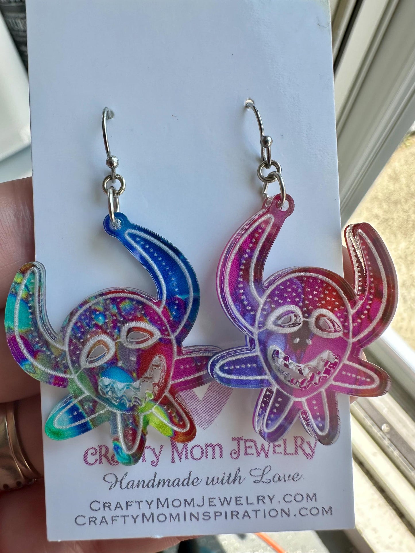 Vejigante earrings, Puerto Rico art, Puerto Rican jewelry, vejigante mask, Latina owned business, birthday gift for Boricua,artesania,
