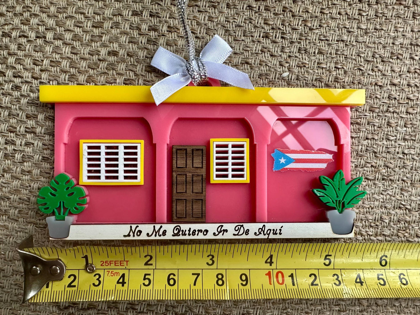 Casita de la Residencia de Choli, Benito Christmas ornament acrylic pink house