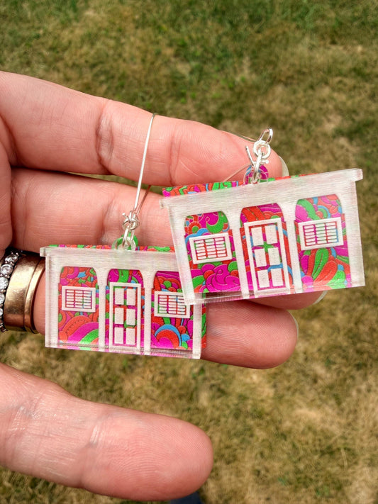Casita de Benito earrings, Clear acrylic with colorful layer